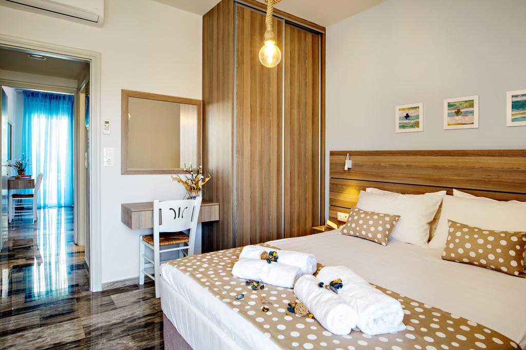 Beachside Apartment In Plakias Centre! ภายนอก รูปภาพ
